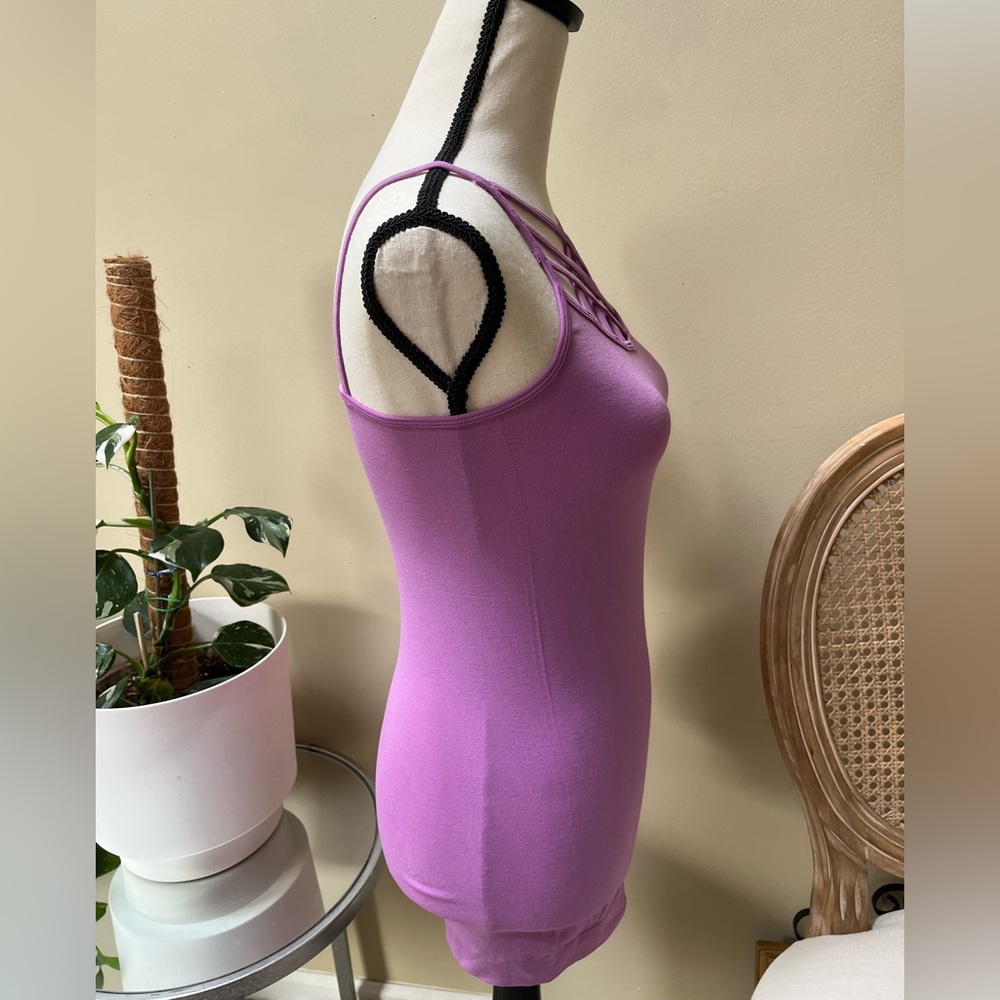 Zenana Outfitters Purple Fitted Cut Out Tank Top - Picture 3 of 5